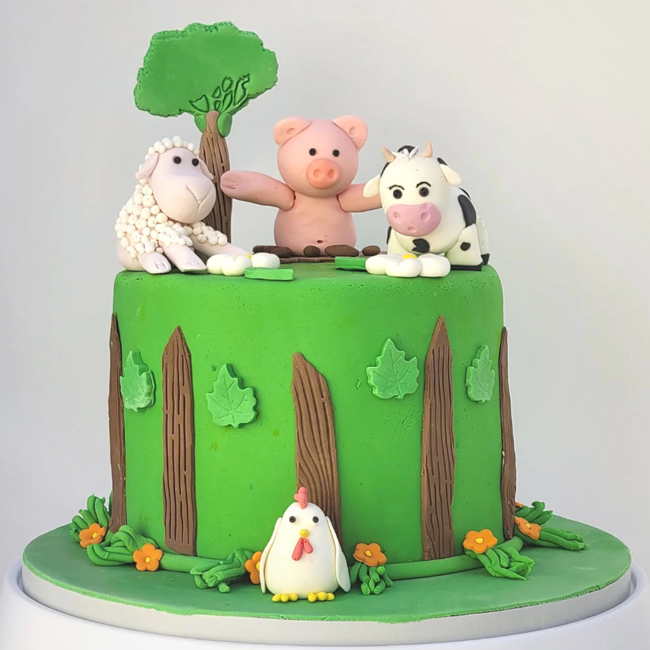 Cute Farm Animals Birthday Theme Cake - Cake Square Chennai | Cake Shop in  Chennai